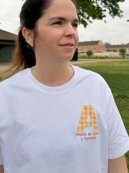 Camiseta Mamá Inicial Vichy - Bordado personalizado