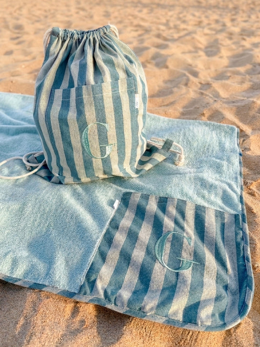 Pack Mochila saco y toalla Rayas verdosas