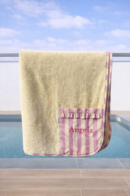 Toalla de Playa Rayas Amarilla y Lila con Bolsillo – Personalizada
