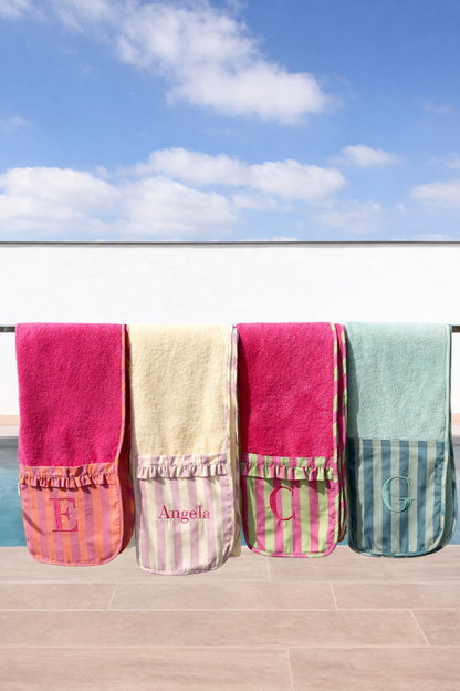 Toalla de Playa Rayas Rosa y Verde con Bolsillo - Colección Stripe
